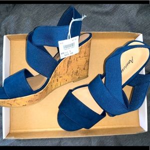 Size 5 American Eagle Wedges (NEW)